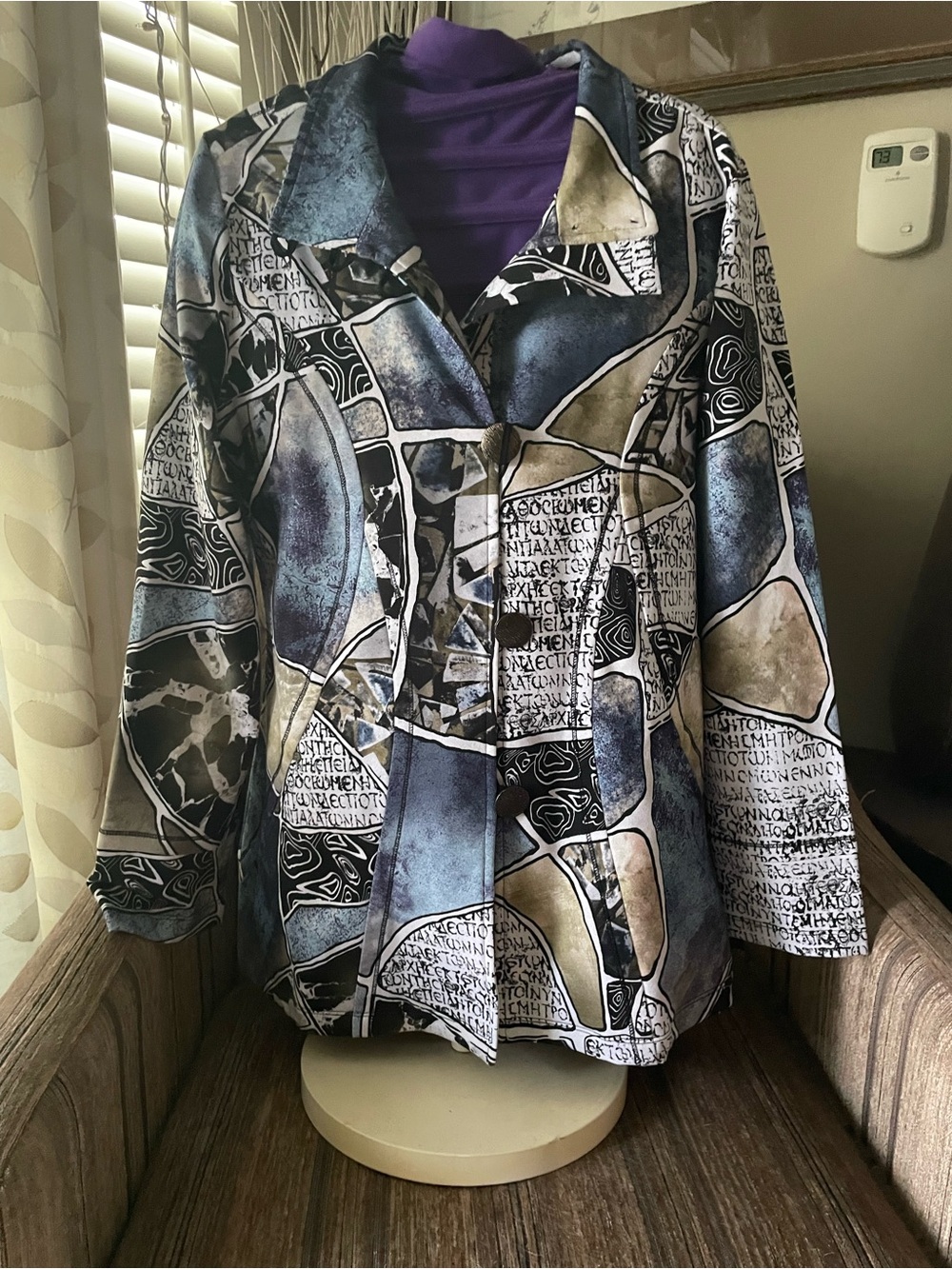 Dolcezza Abstract Mosaic Print Women's Blazer in Blue, Black & Cream. M